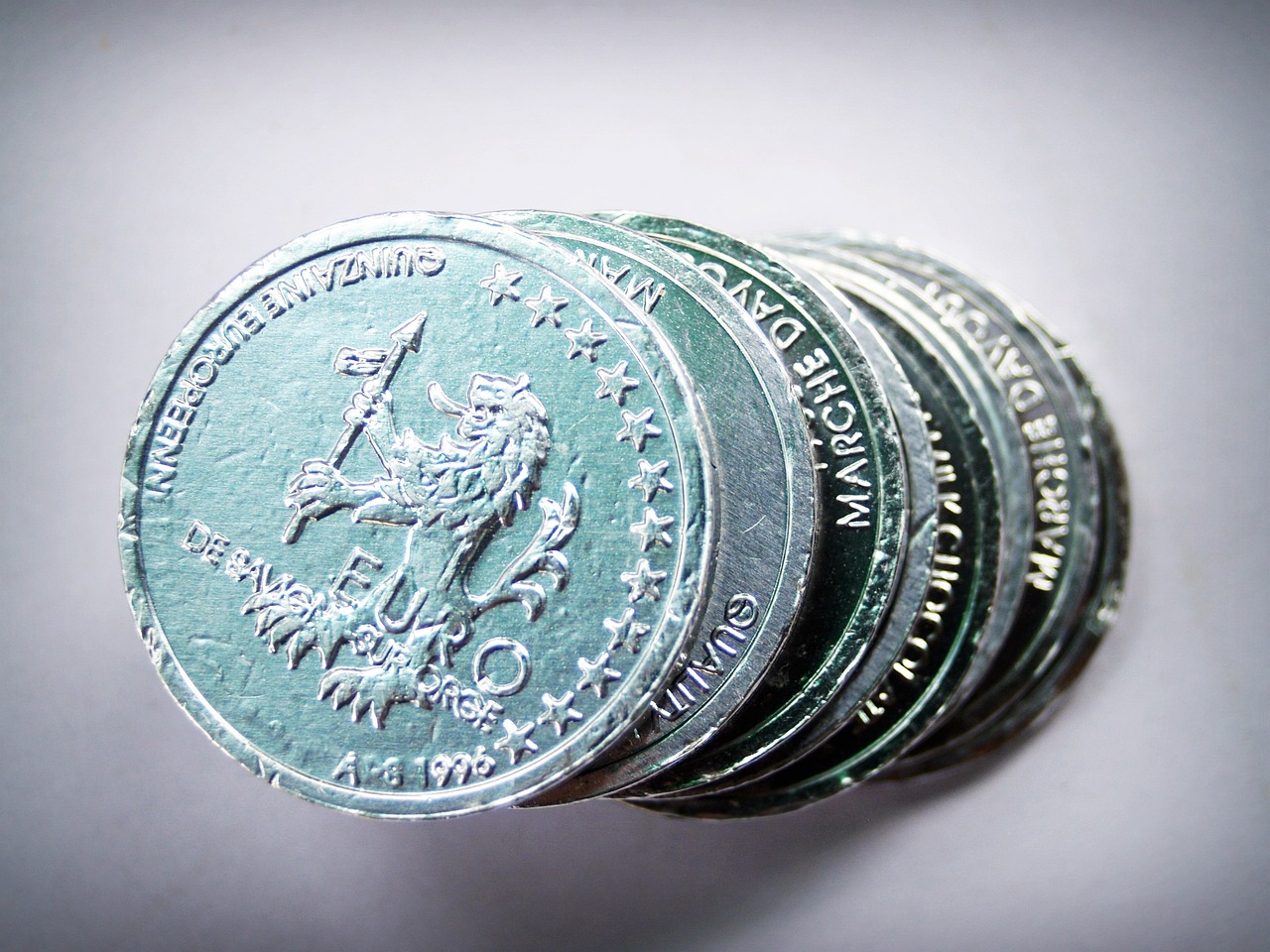 厦门住房公积金提取频率解析，多久可以提取一次？